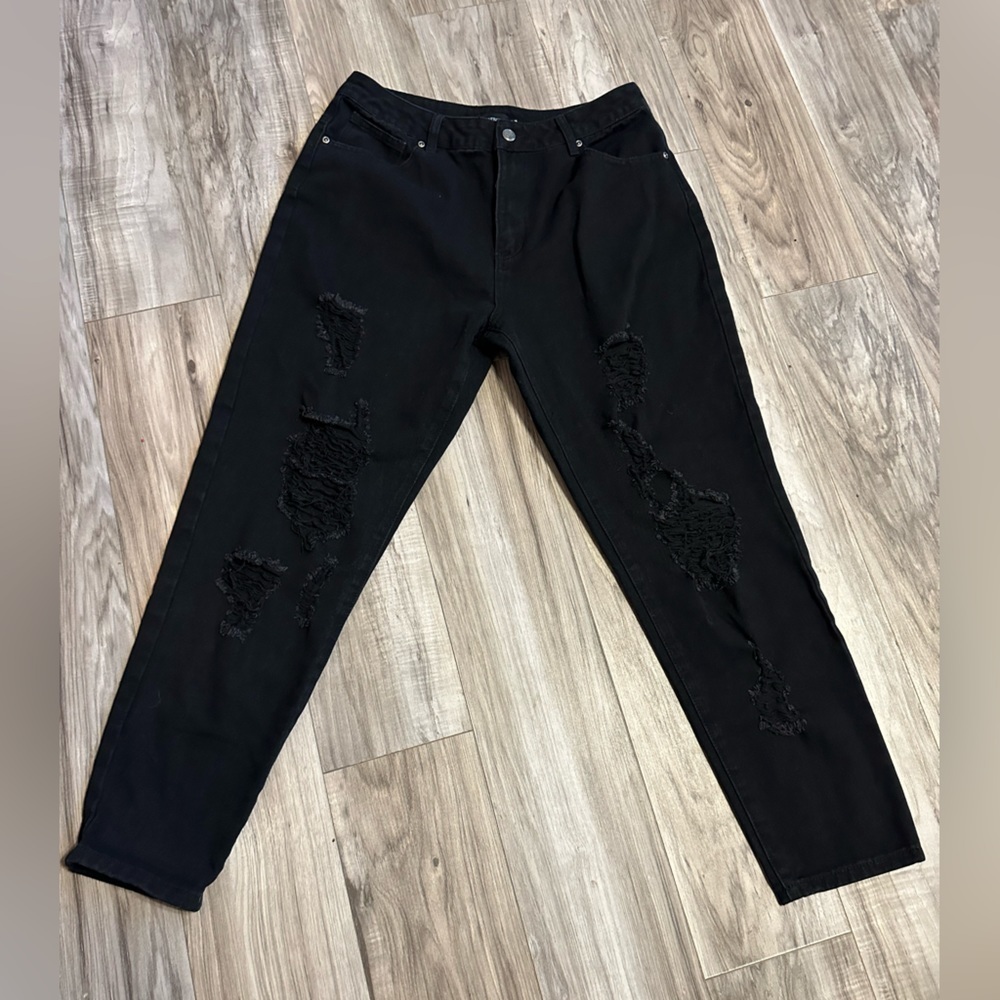 PrettyLittleThing‎ Women's Super Black Distressed Denim Jeans Size 10 Like New